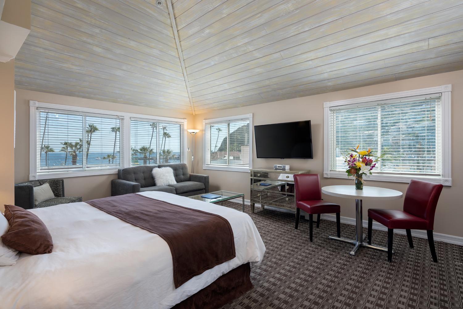 Glenmore Plaza Hotel Avalon Buitenkant foto