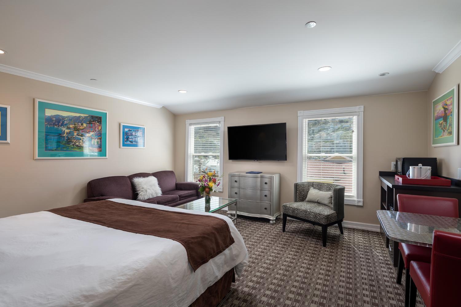Glenmore Plaza Hotel Avalon Buitenkant foto
