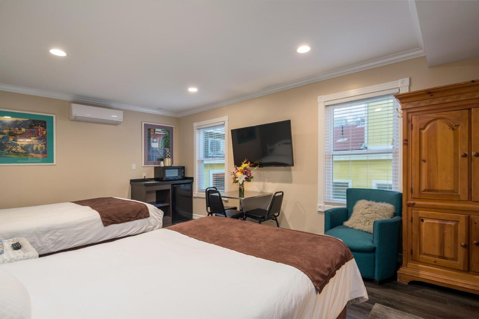 Glenmore Plaza Hotel Avalon Buitenkant foto